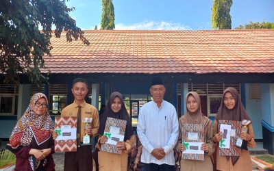 SISWA SMA Negeri 12 Medan RAIH JUARA DI MTQ TINGKAT Kabupaten Jakarta Pusat